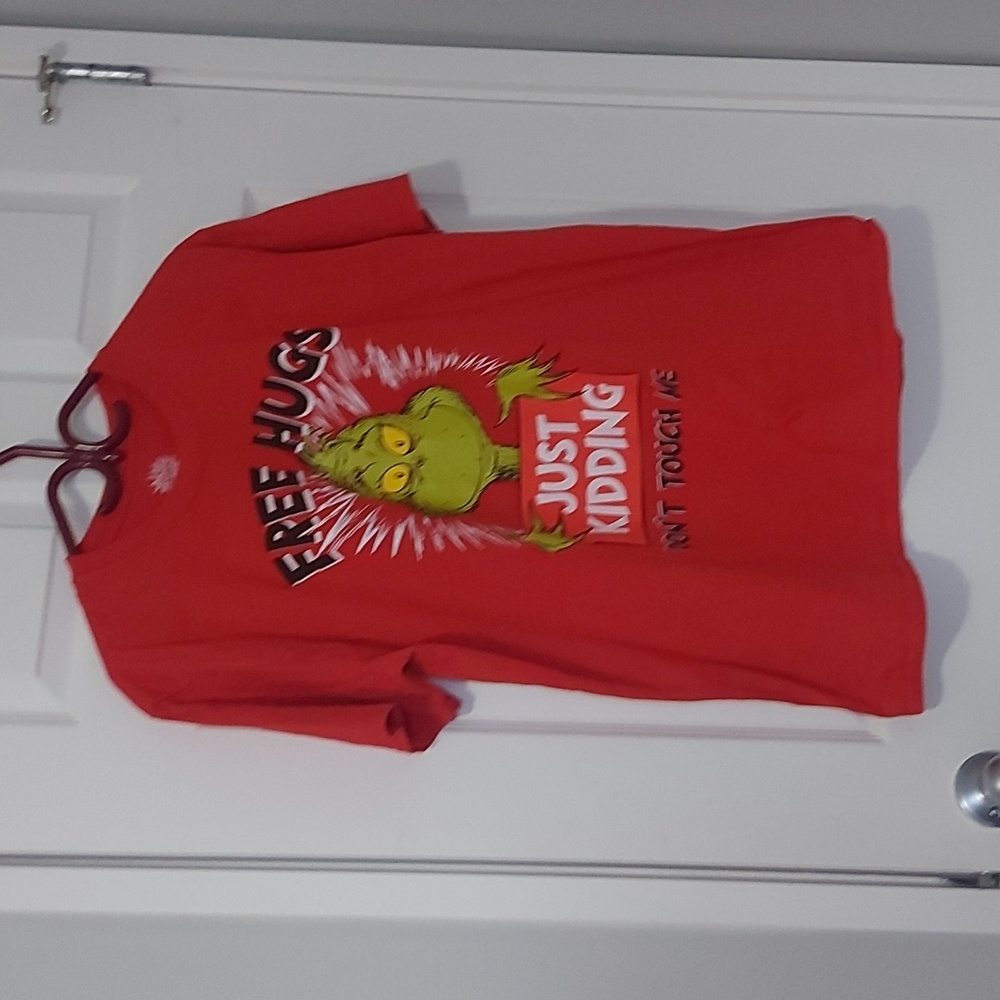 The Grinch Free Hugs, Just Kidding, Don't Touch Me tshirt